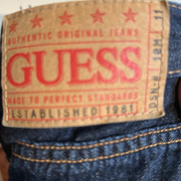 Guess 29 skirt - Picture 4 of 4